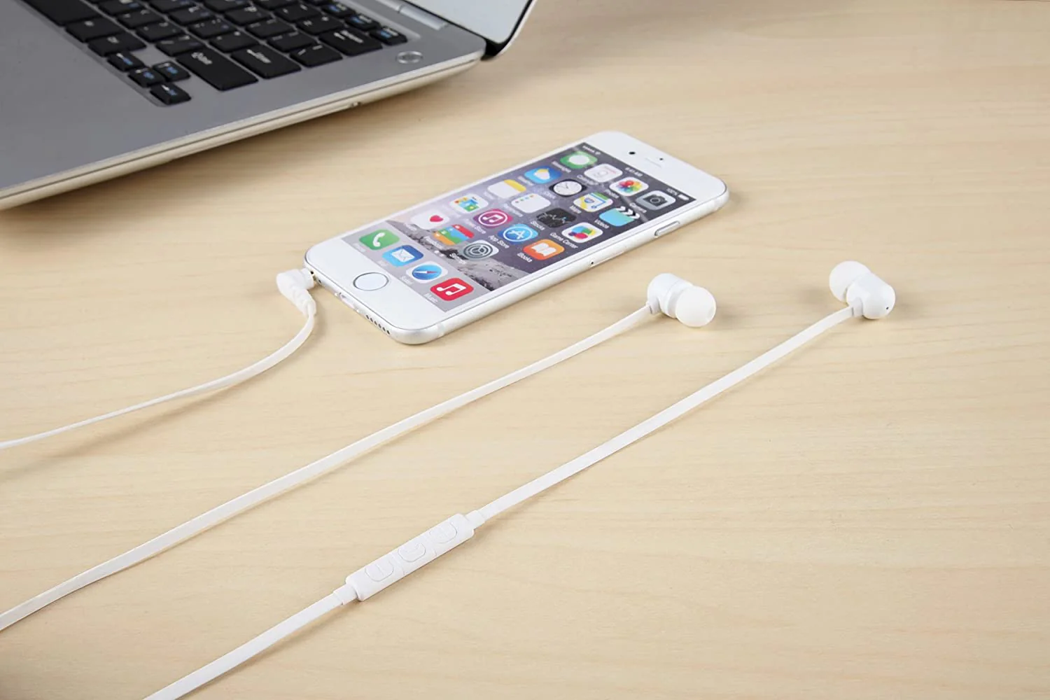 Betron B750s Earphones Microphone Volume Control In Ear Tangle Free Noise Isolating Heavy Deep Bass - Image 16