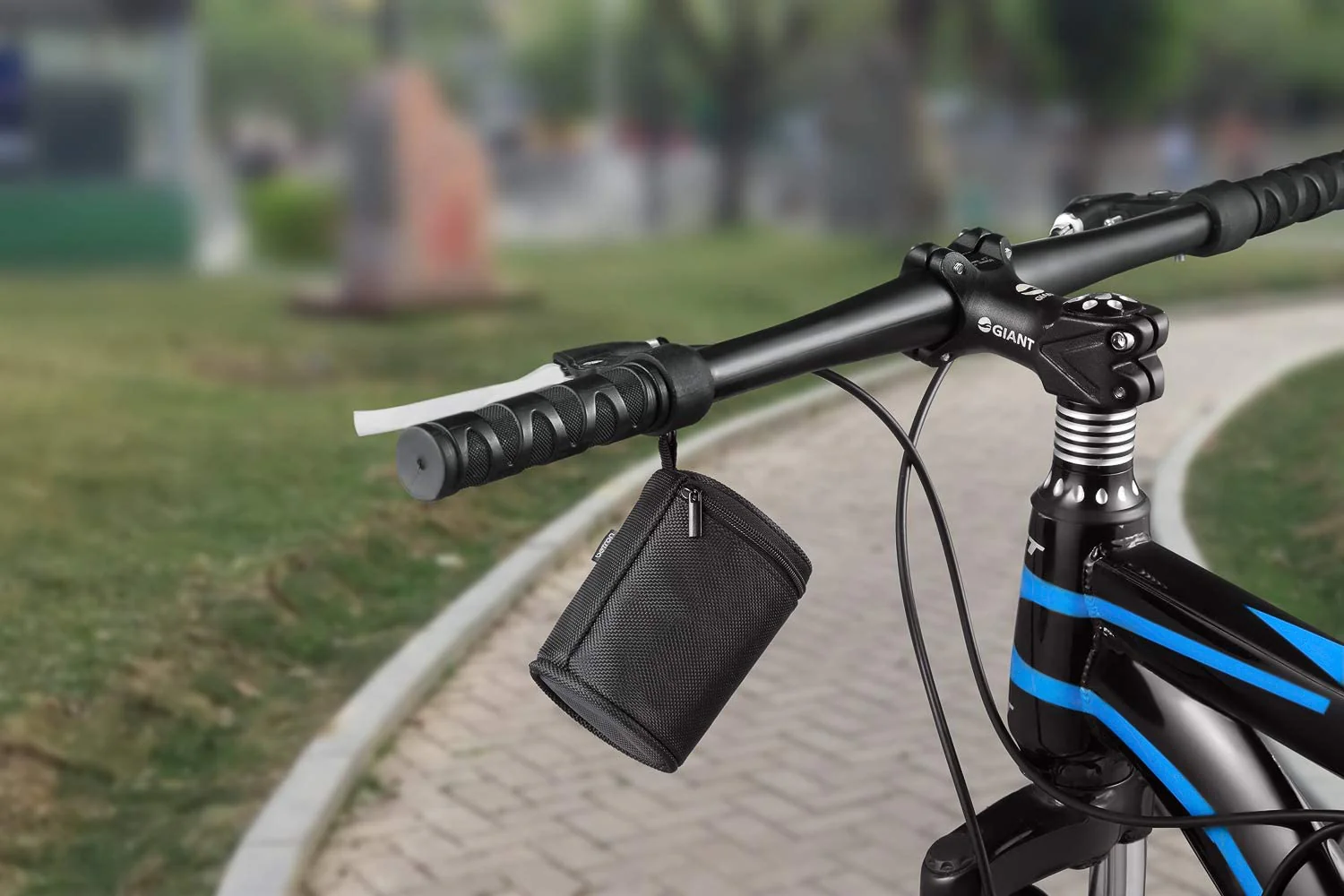 Betron Bluetooth Speaker Carry Case for Anker SoundCore Mini KBS08 and A3 with Carabiner, Black - Image 5