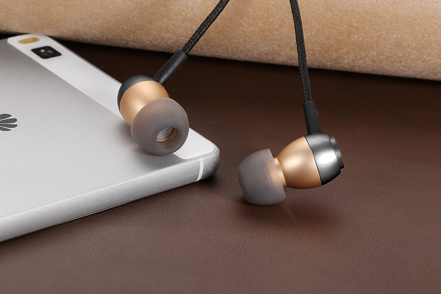 Betron GLD60 Noise Isolating in Ear Earphones Headphones for Samsung with Volume Control Microphone - Image 6