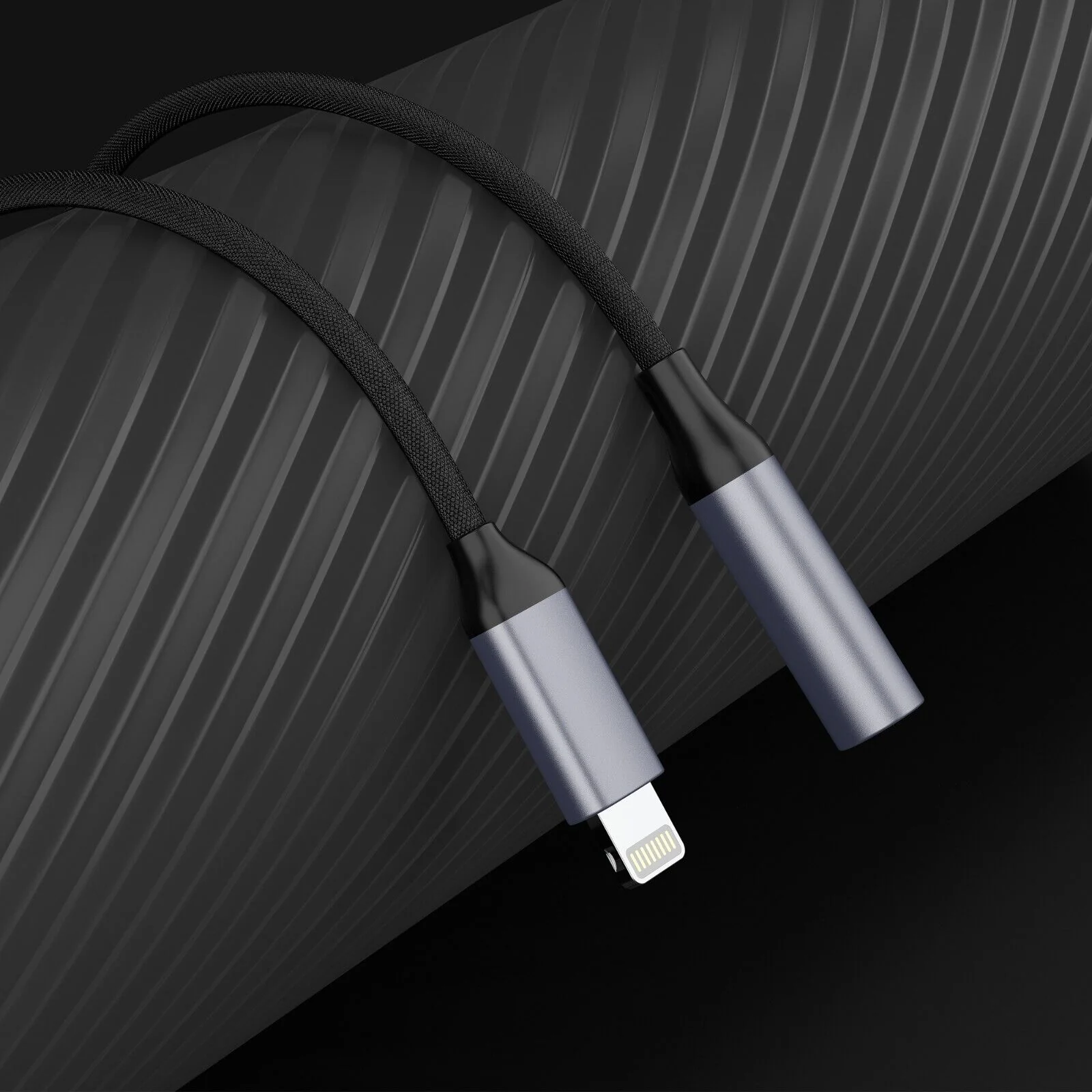 Betron iPhone 8 Pin to 3.5mm AUX Adapter - High-Quality Audio Solution - Image 3