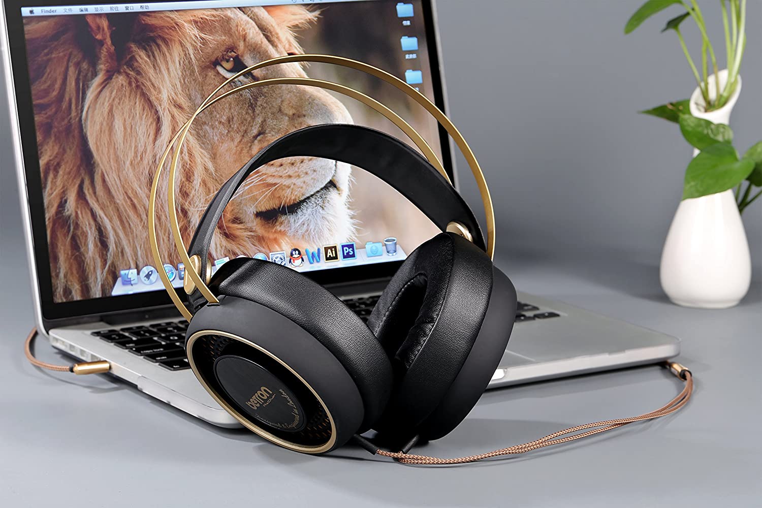 Betron Retro Over Ear Headphones Noise Isolating Bass Driven Sound Self Adjusting Headband - Image 5