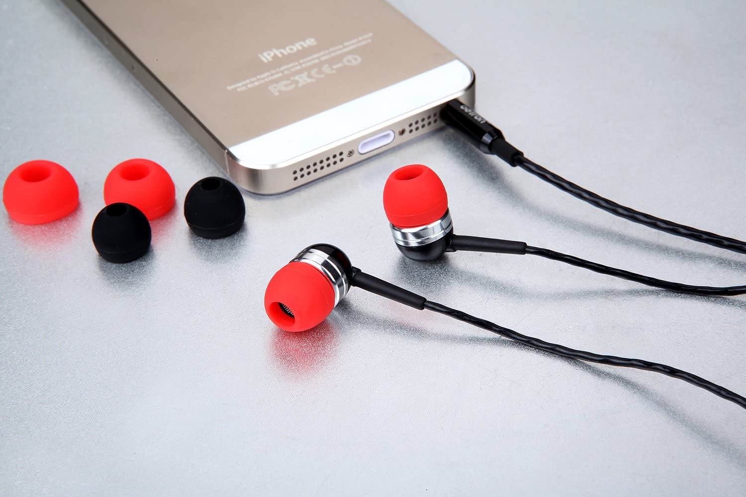 Betron RK300 In-Ear Sport Earphone, Deep Bass and High Sensitivity for iPhone, iPad and Mp3 Players - Image 15