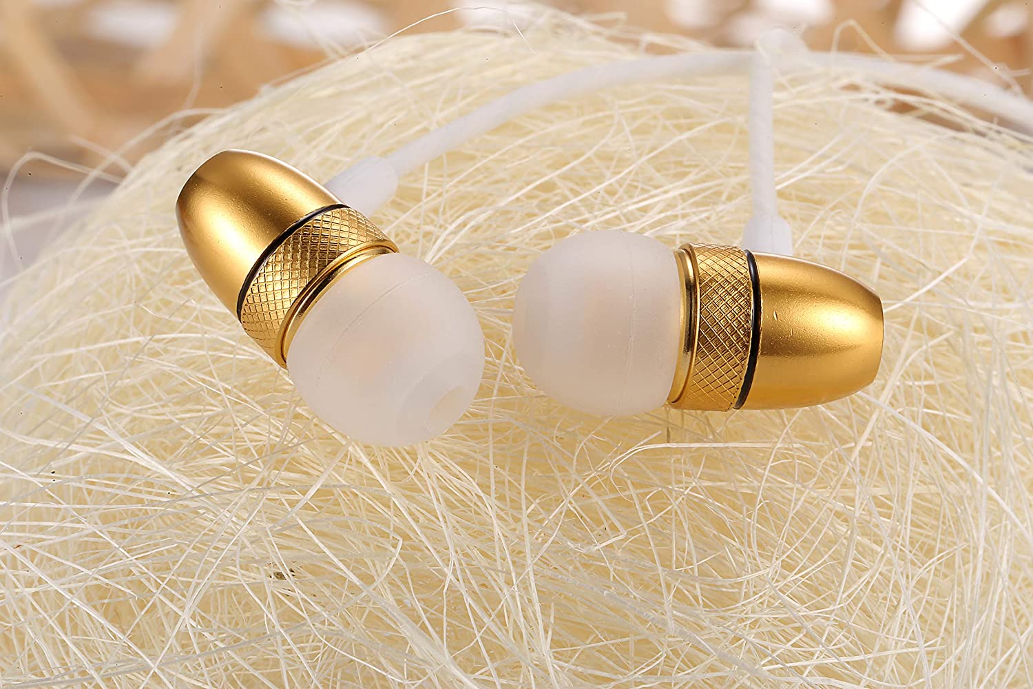 Betron ELR50 Noise Isolating Earphones Enhanced Bass Sound Compatible with iPhone iPad Samsung - Image 4