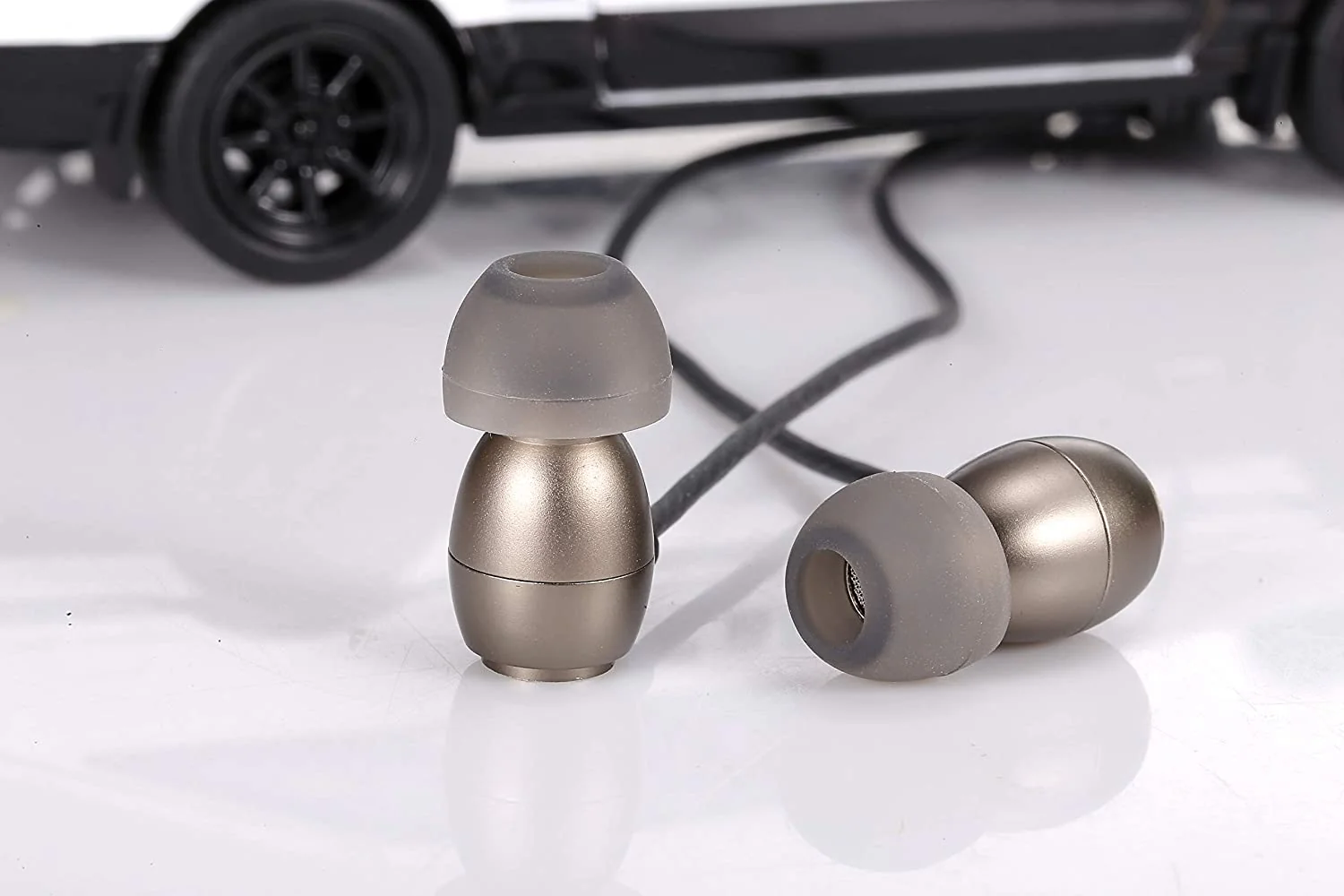 Betron GLD100 In Ear Earphone High Definition Tangle Free Wired Noise Isolating Headphone - Image 6
