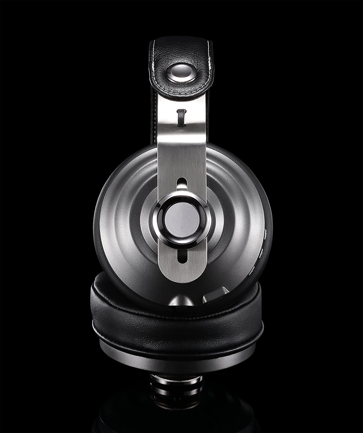 Betron HD800 Bluetooth Headphone with Built-In Microphone Volume Control Includes Hard Carry Case - Image 4