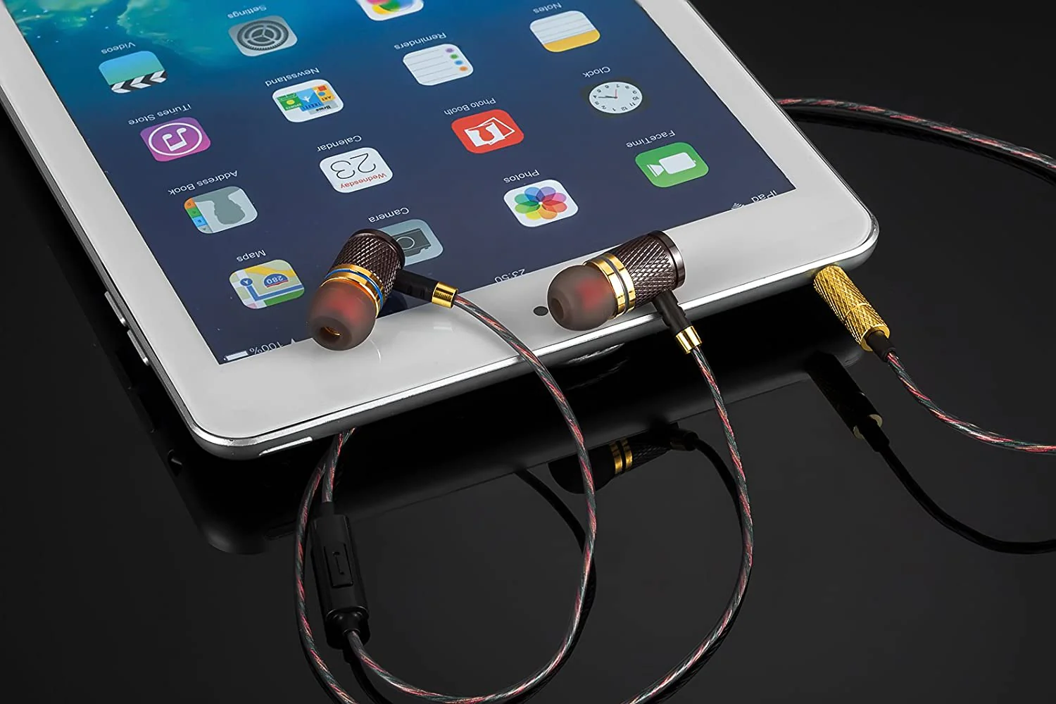 Betron YSM1000 Earphones with Microphone High Definition Noise Isolating Headphones Deep Bass - Image 3